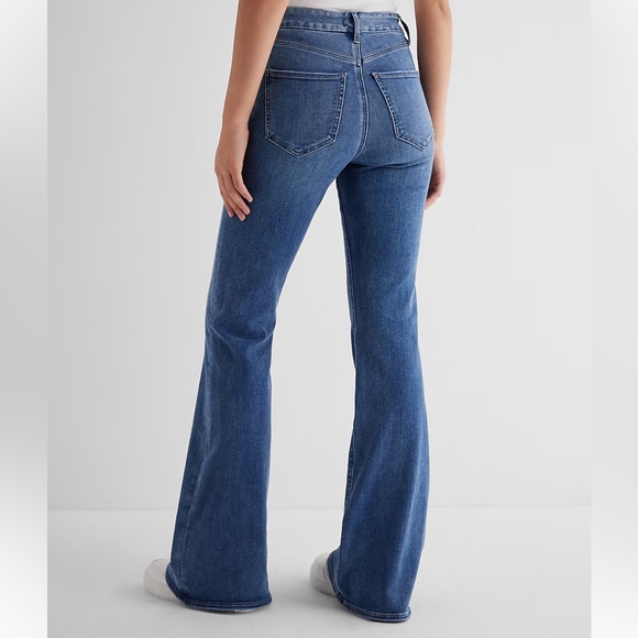 Mid Rise Medium Wash Patch Pocket FlexX '70s Flare Jeans express women’s new - Picture 2 of 5